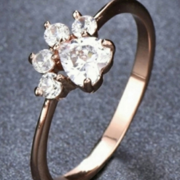 🐾White sapphire paw print ring - Picture 5 of 6